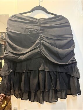 Suzy Shier Black Ruched Strapless Dress